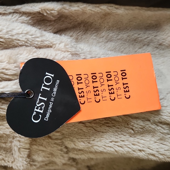 New with tags - C'EST TOI Medium Vest - Picture 8 of 9